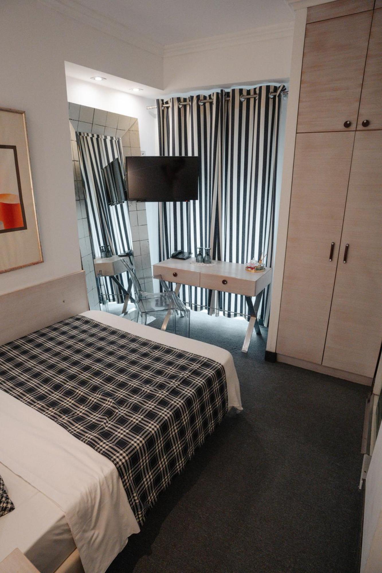 Andromeda Boutique Hotel كاستوريا الغرفة الصورة